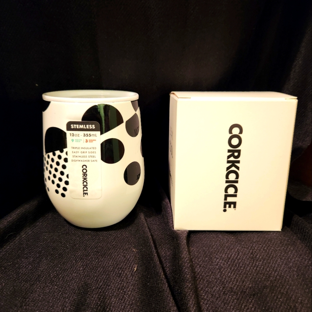 NIB Corkcicle 12oz Stemless Wine in Monodot White